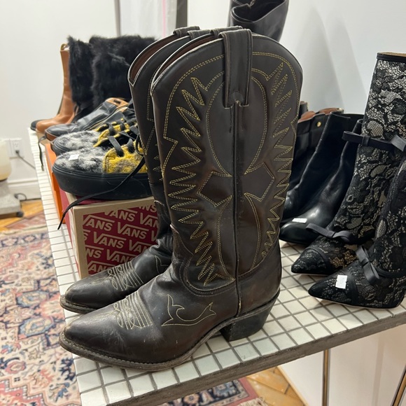 Authentic Cowboy Boots - Picture 2 of 4